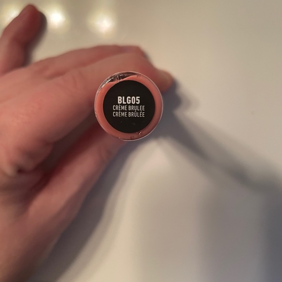 Brand New!! NYX lippie - Picture 2 of 4